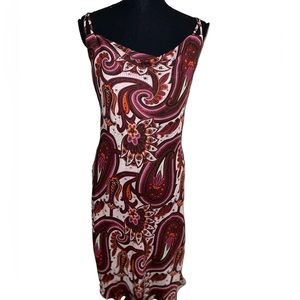 NEW York & Company - Purple/Pink Design Pattern Below the knee dress (XS)